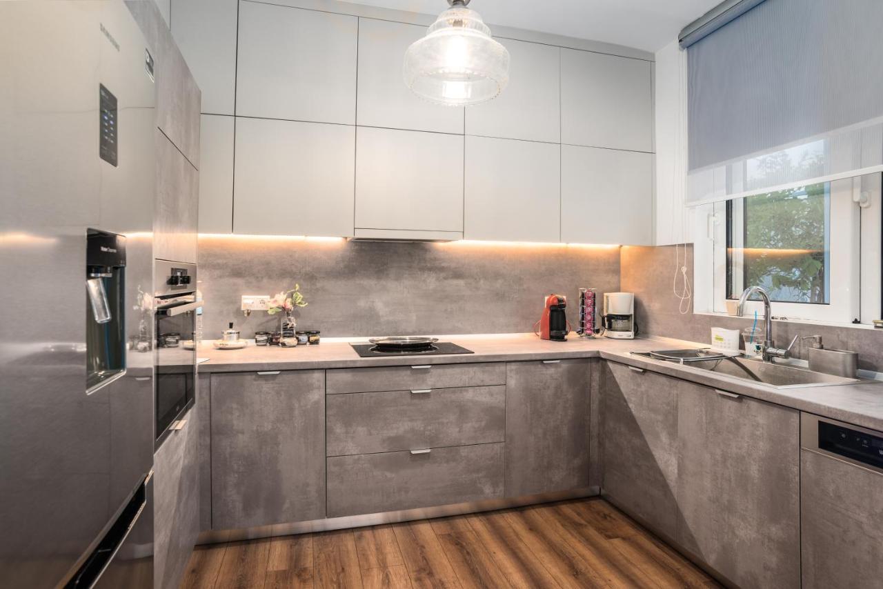 Epipleon Suites Agioi Apostoloi  Dış mekan fotoğraf