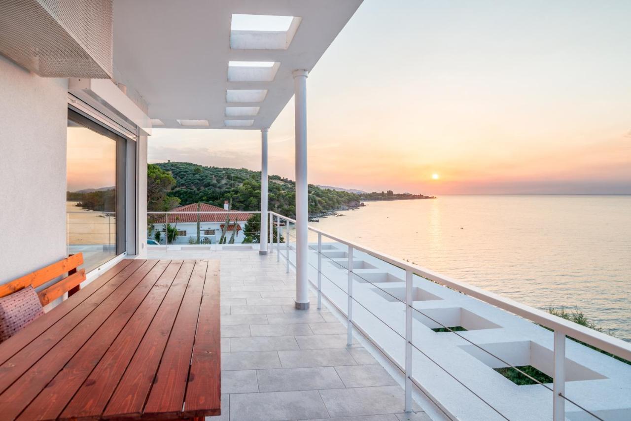 Epipleon Suites Agioi Apostoloi  Dış mekan fotoğraf